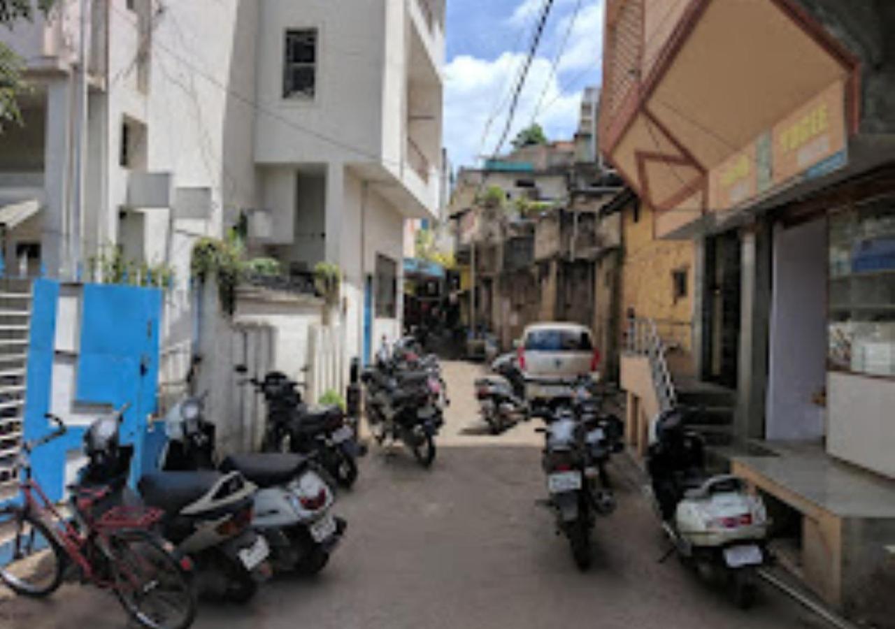 Hotel Mayur Restaurant Chandrapur Ngoại thất bức ảnh